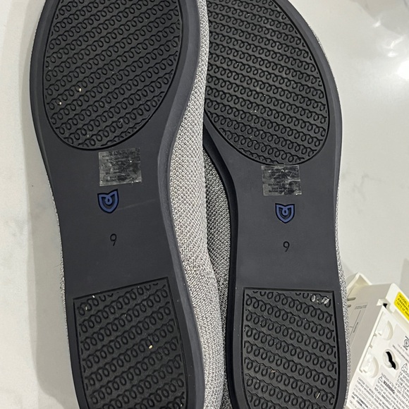 Sparkle Gray Women's Round Toe Flats - Picture 4 of 4